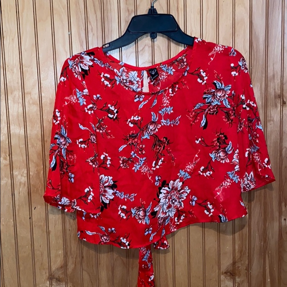 Red floral crop top